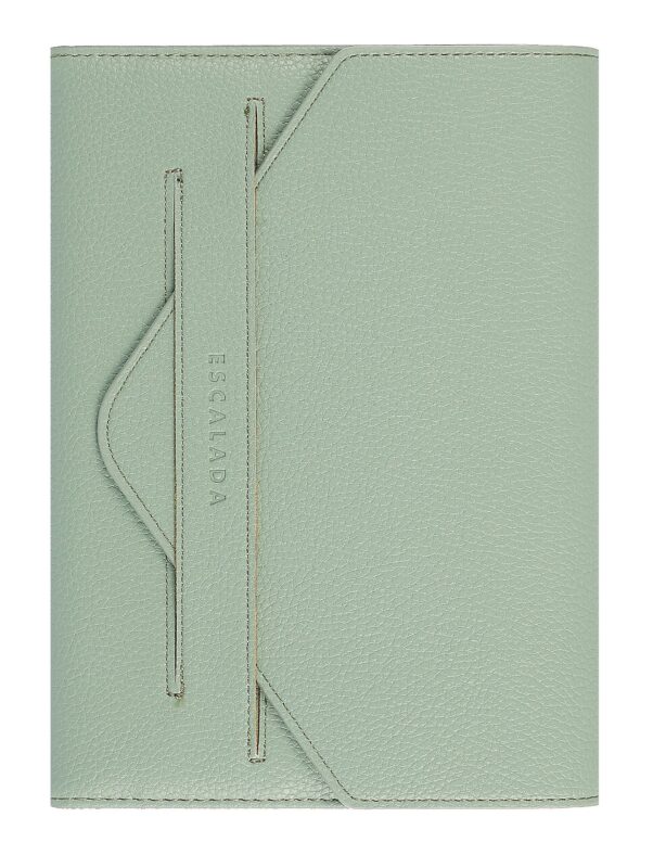 Ежедневник недат. А5 160л "Наппа экстра" оливковый, кожзам, тв.переплет, обл.поролон, блинтовое тиснение, клапан в петле, офсет, ляссе