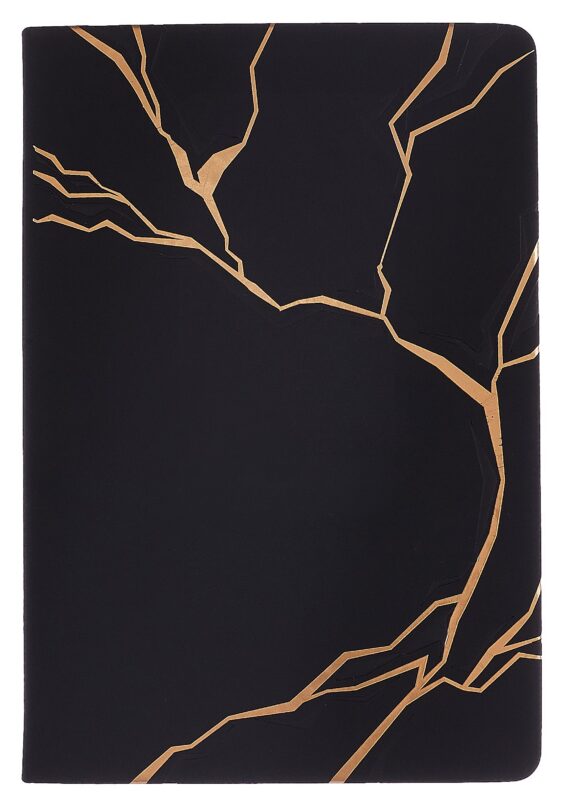 Ежедневник недат. А5 120л "Софт-тач глосс" черный, кожзам, мягк.переплет, тиснение 3D-фольгой, справ.мат-лы, ляссе, подар.карт.коробка с ПВХ-крышкой