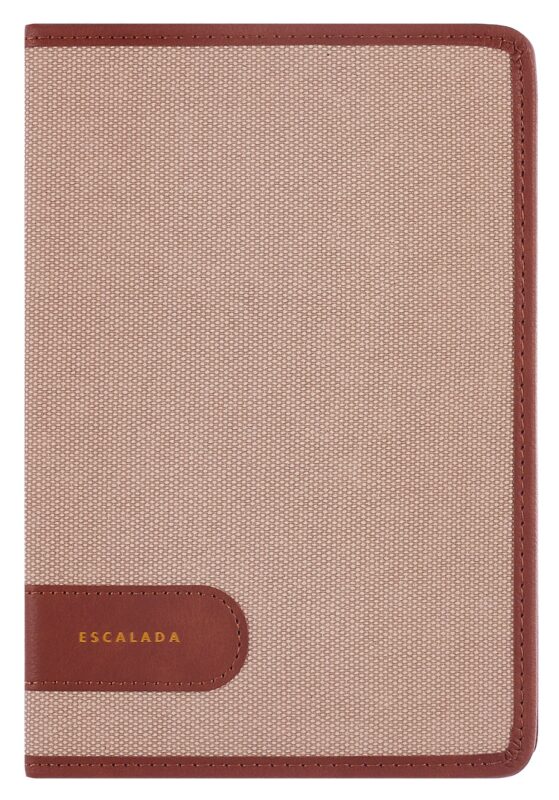 Ежедневник недат. А5 160л "Пике" бежевый, кожзам, тв.переплет, аппликация из иск.кожи, тисн.фольгой, обстрочка, офсет, справ.мат-лы, 2 ляссе, инд.уп